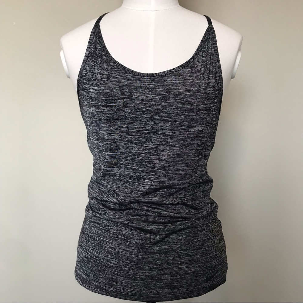 Nike Dry Fit Wonen’s Workout Athletic Grey Tank Top